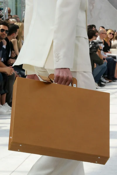 Look 55